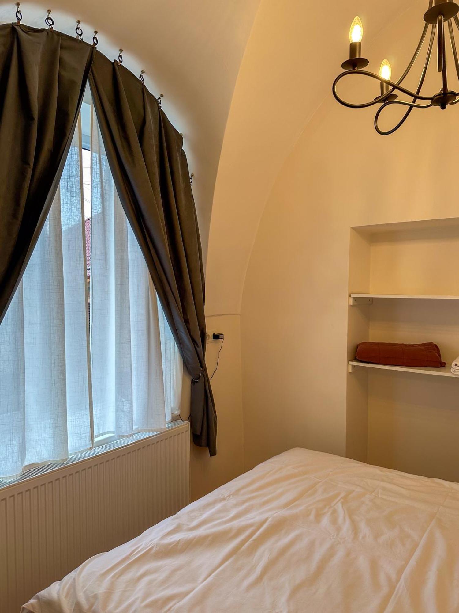 Serenity House Apartments Sibiu Habitación foto